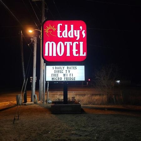 Eddy'S Motel Pleasanton Exteriör bild